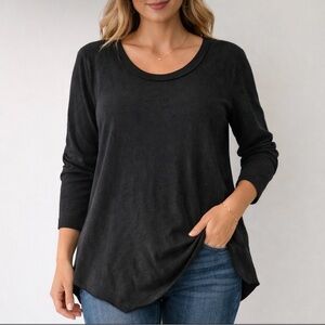 Black Long Sleeve Tunic Top Scoop Neck Lightweight Knit Curved Hem Size L GUC